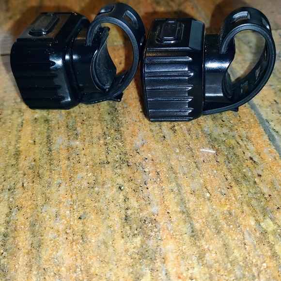 Front and back mountable rechargeable bright lights. - Picture 3 of 3